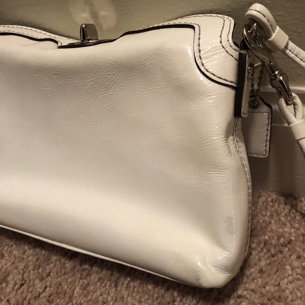 Coach Fold-over Wristlet Bag Purse White - Picture 6 of 15